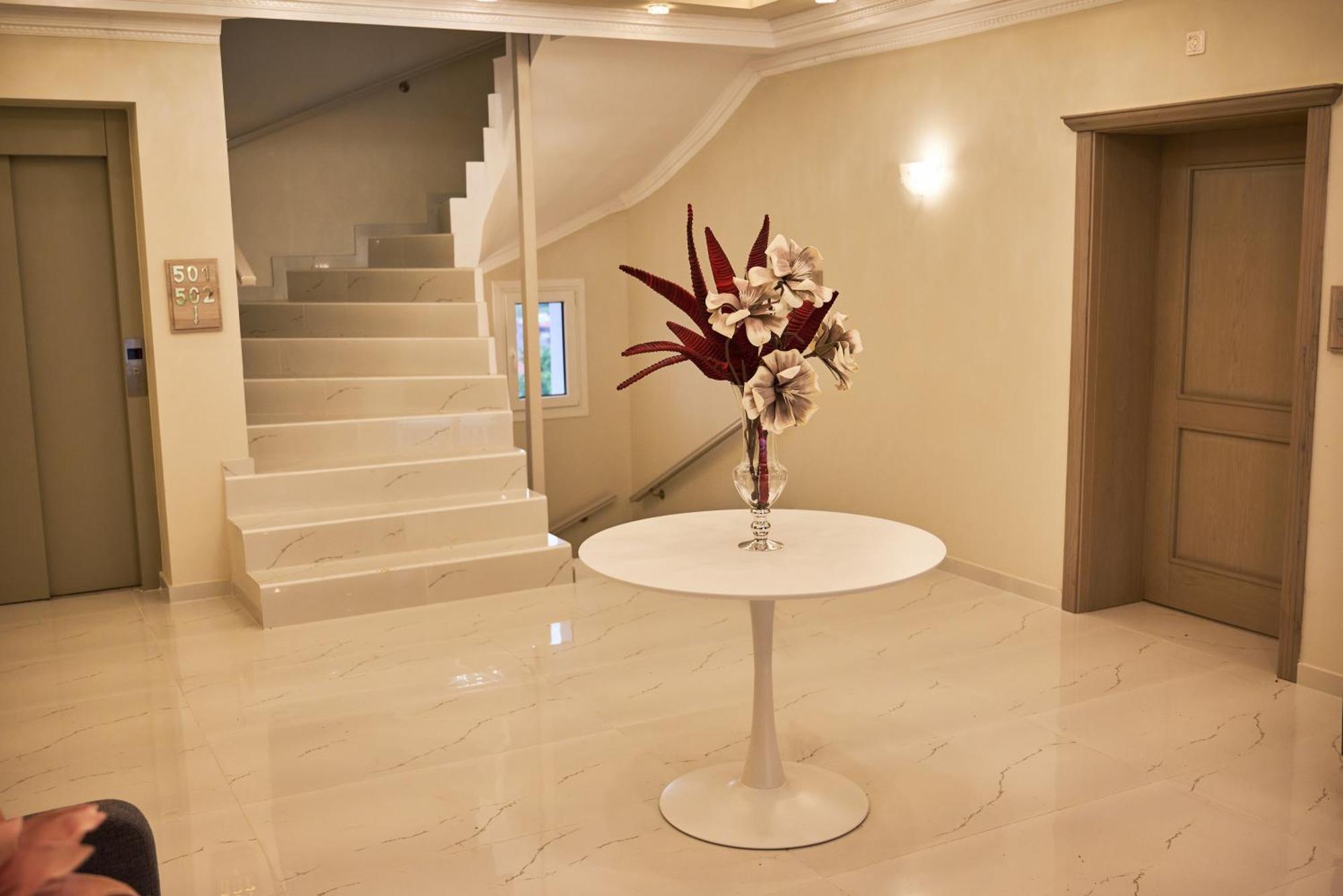 Aparthotel Famissi Sofita 7 Kalambaka Exteriér fotografie